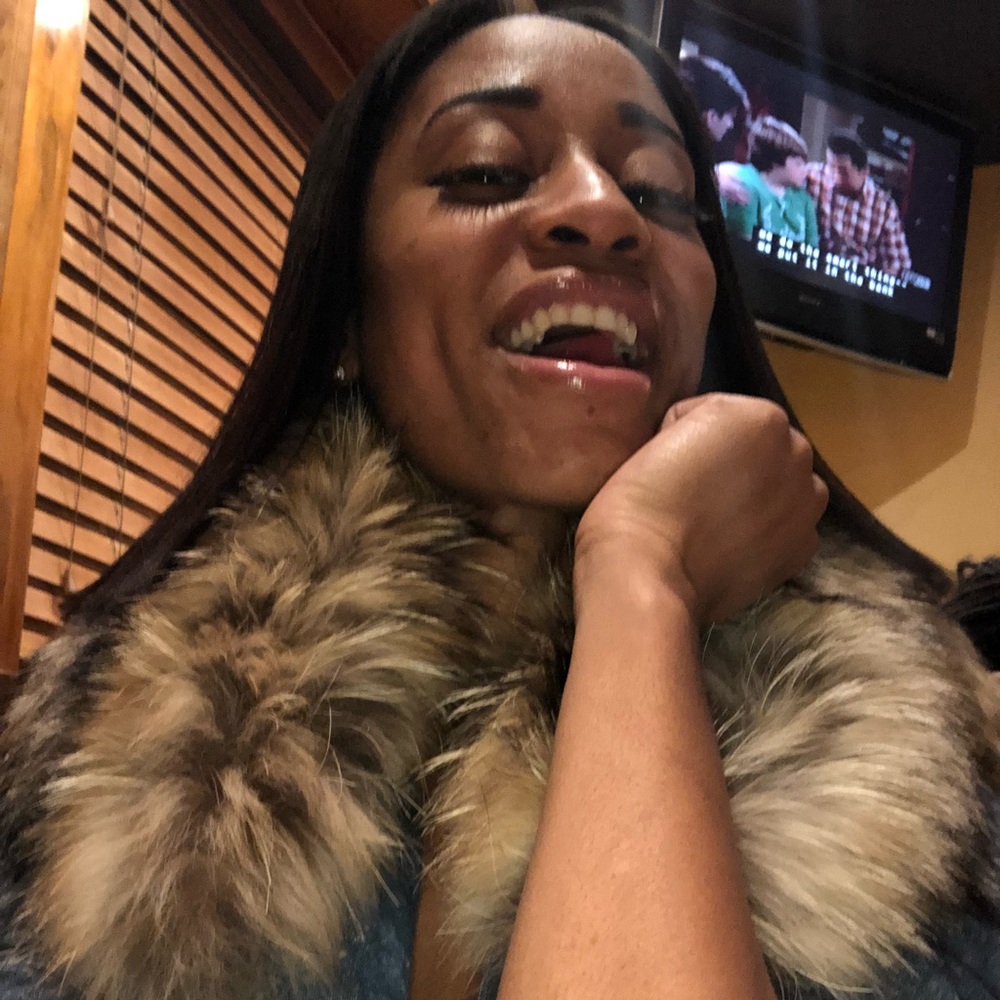 Meet your Posher, Nichelle